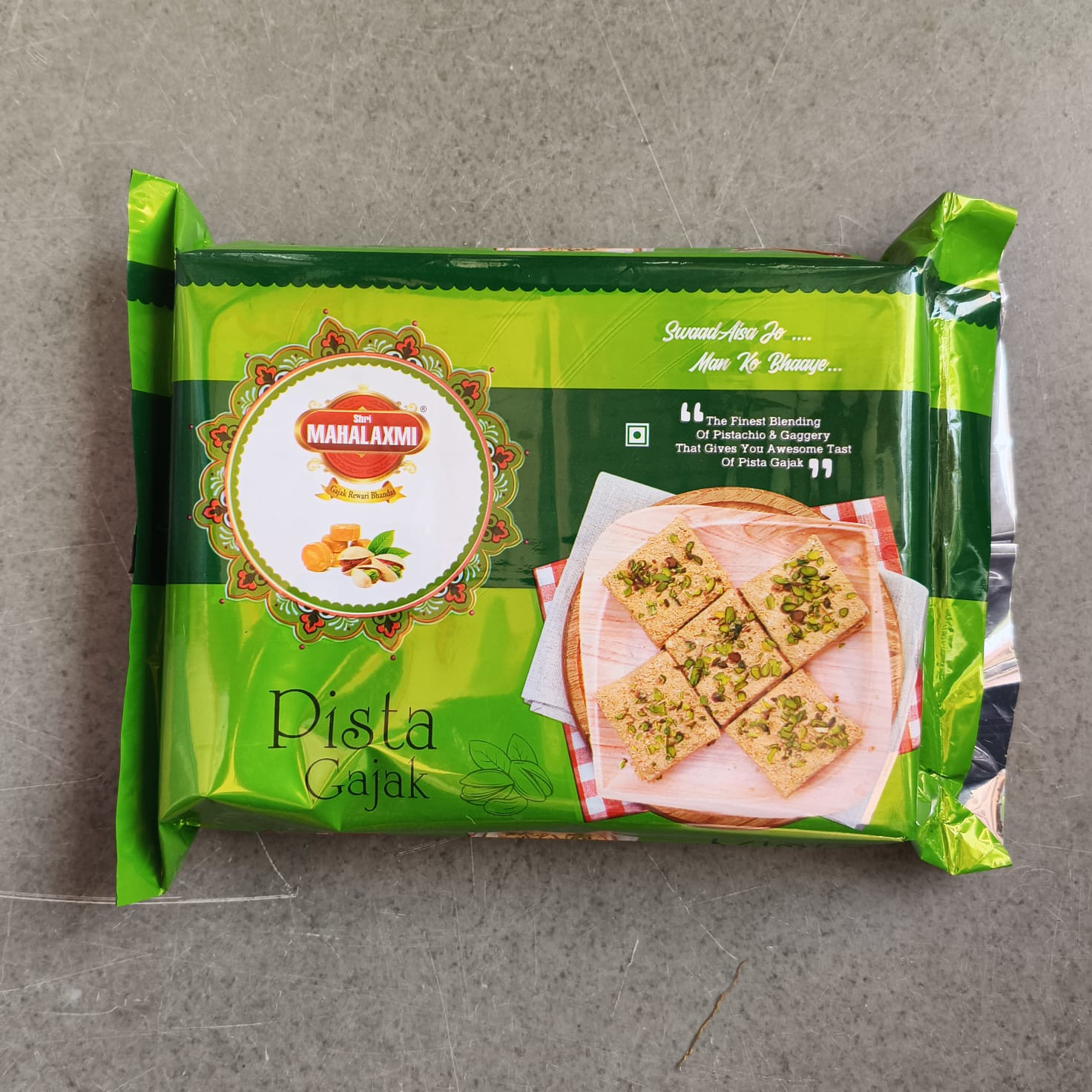 shri mahalaxmi pista gajak