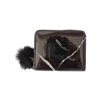 Stylish Women's Wallet with Elegant Design Accent