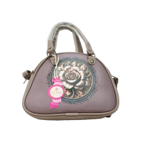 Elegant Beige Croc-Embossed Handbag - Stylish Women's Shoulder Bag