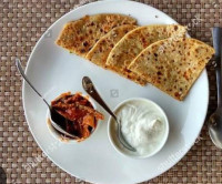 Aloo Paratha (Curd +Pickle)