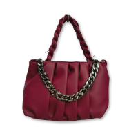 Trendy Women’s Shoulder Bag with Stylish Chain Accent